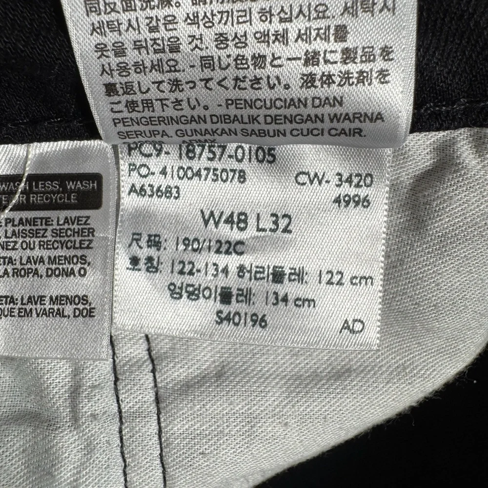 Levis Jeans Mens 48x32 Black 541 Straight Mid Rise